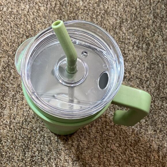 Green Insulated Tumbler with Handle - Picture 7 of 9